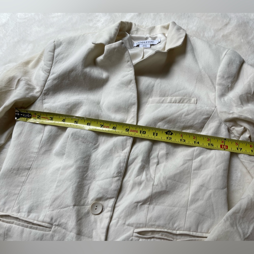 Pendleton Blazer - image 5